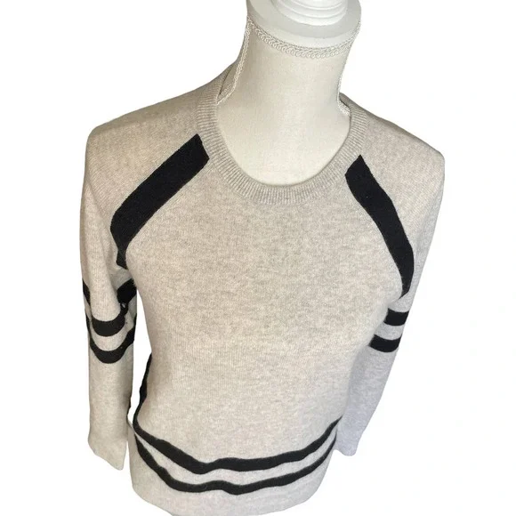 Equipment Femme Womens CASHMERE Striped Sweater Long Sleeve Size S/P CREAM - Picture 4 of 6